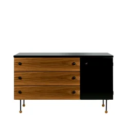 GUBI Lipastot & Säilytyslaatikostot^62 Dresser -lipasto, American walnut, 3 laatikkoa