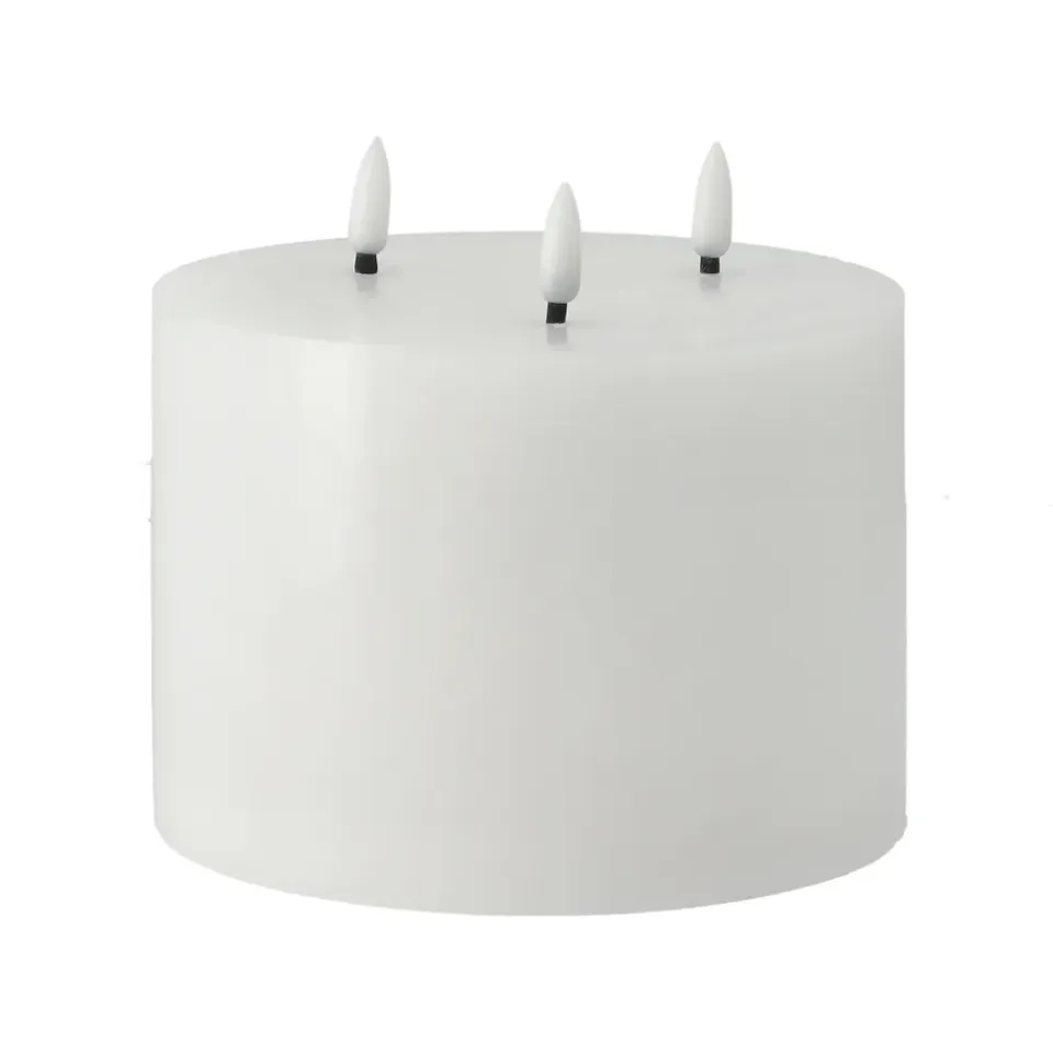 Scandi Essentials Led-Kynttilät^Bright Melt loistokynttilä LED 3 sydäntä 13 cm., Valkoinen
