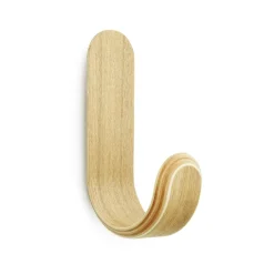 Normann Copenhagen Koukut & Vaateripustimet^Curve koukku, puu
