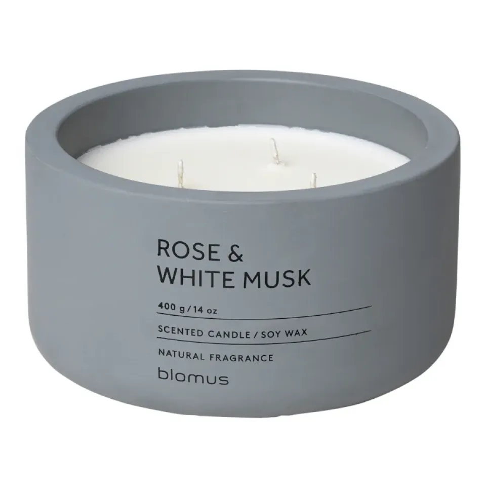 Blomus Tuoksukynttilät & Tuoksutikut^Fraga tuoksukynttilä 25 tuntia, Rose & White Musk-Flintstone