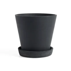 HAY Ruukut^Flowerpot with saucer -ruukku XXL Ø26 cm, Musta