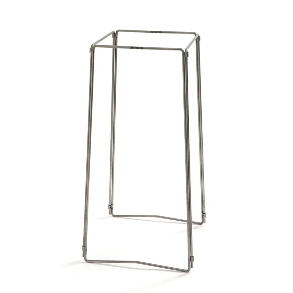 Born In Sweden Lisätarvikkeet Kynttilänjaloille Ja Kynttilälyhdyille^Stumpastaken tuki, Hopea
