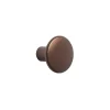 Muuto Koukut & Vaateripustimet|Lastenhuoneen Säilytys^The Dots -vaatekoukku metalli 2,7 cm, Umber
