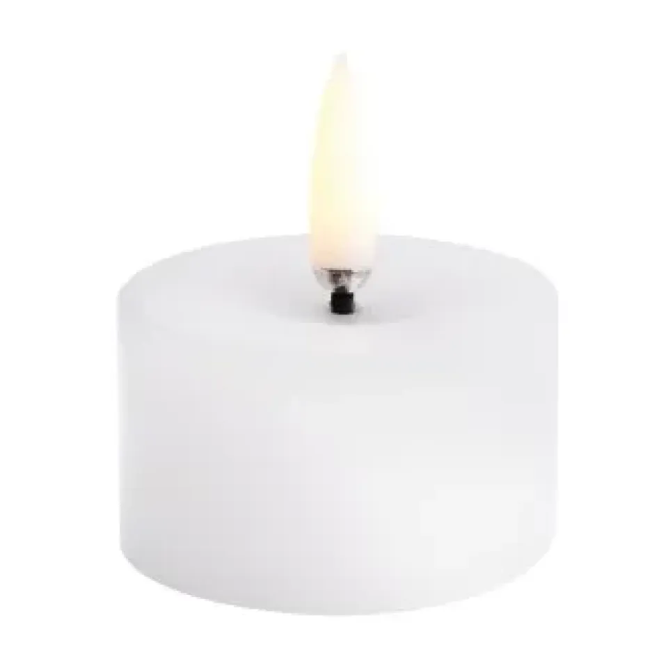 Uyuni Lighting Led-Kynttilät^Uyuni LED pöytäkynttilänjalka melted, Valkoinen, Ø5x2,8 cm